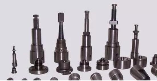 Três acoplamentos de precisão do motor a diesel
