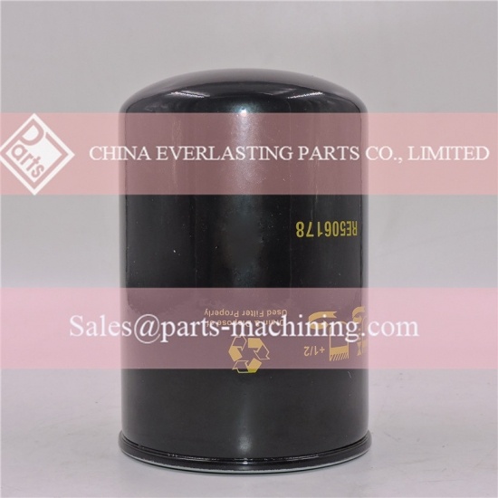 substituição do filtro de óleo lubrificante john deere RE506178