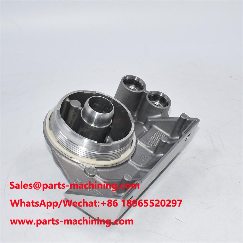 Cabeça do filtro de óleo John Deere RE504563