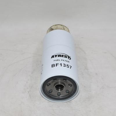Substituição do filtro separador de água/combustível BF1357