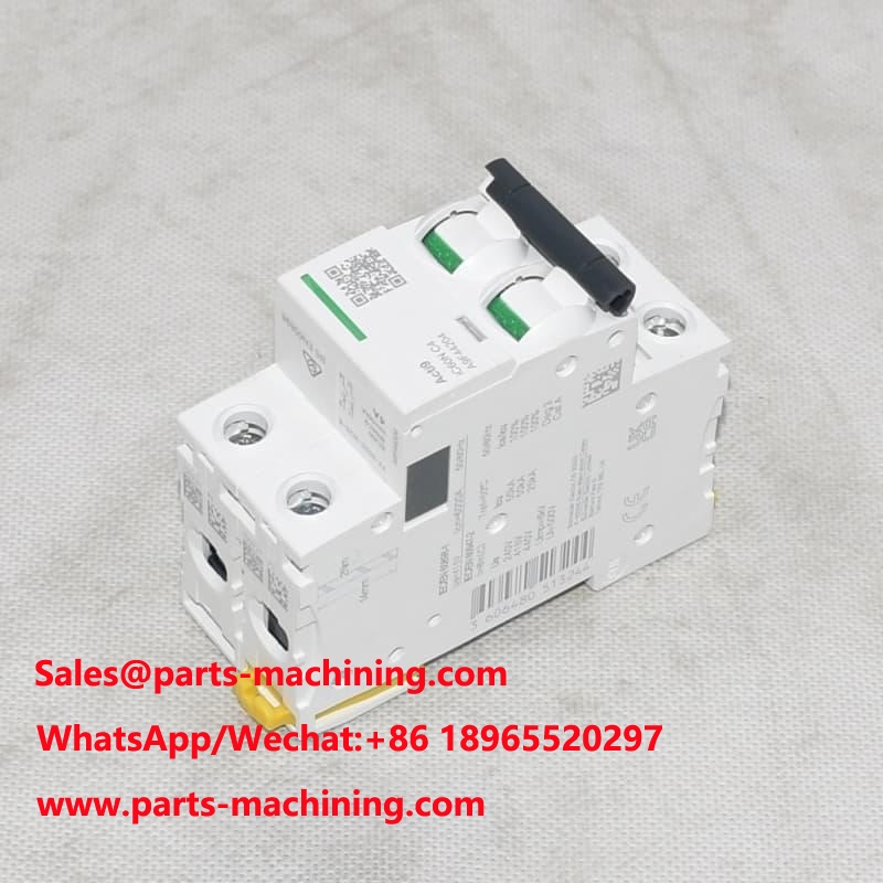 Disjuntor miniatura A9F44204 IC60N C 4A 25KA