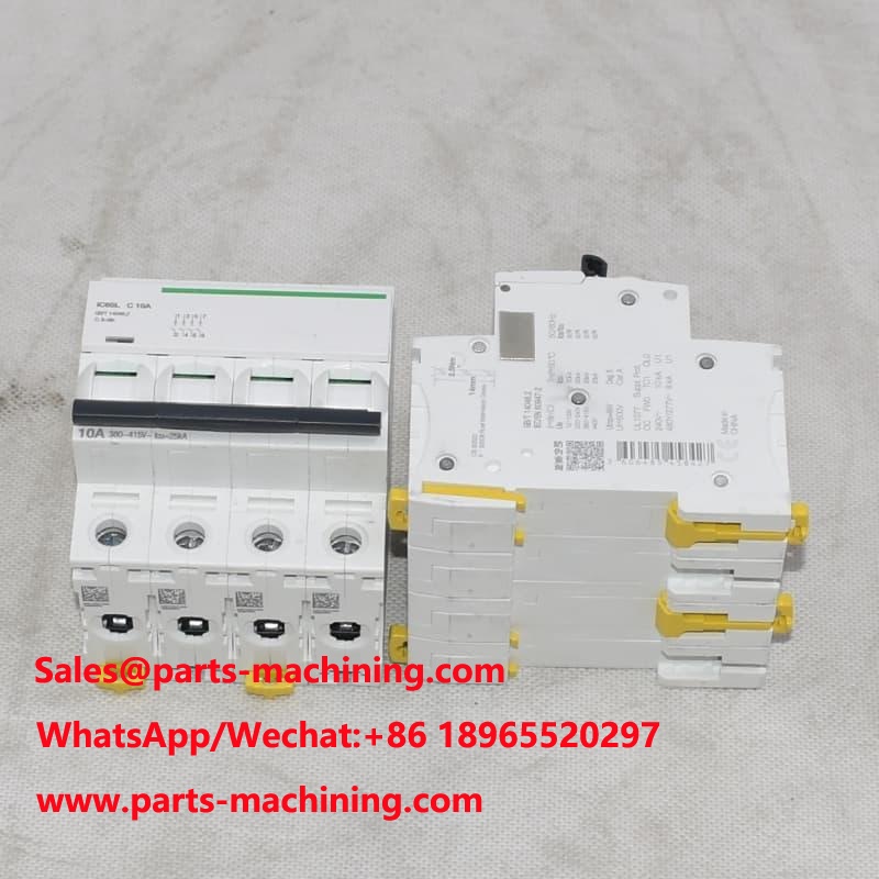 Disjuntor miniatura IC65L-C10A-4P IC65L-C10A4P 15kA 4P 10A