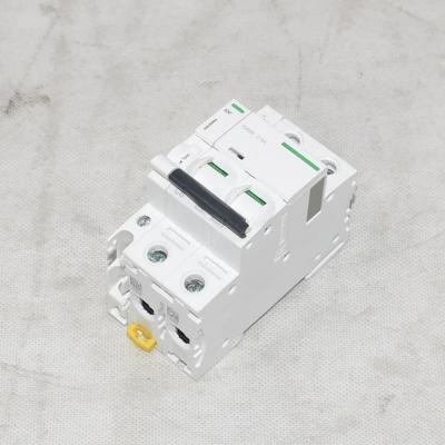 Disjuntor IC65N 2P C 6A 400V 6kA