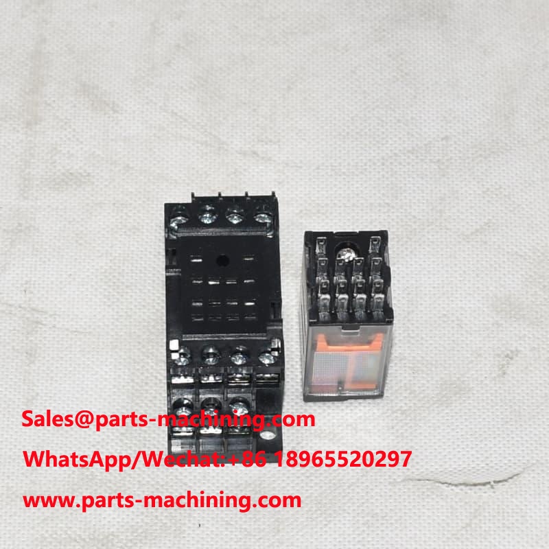 Relé miniatura RXM4AB2P7 230V AC 6A Soquete RXZE1M4C 7A