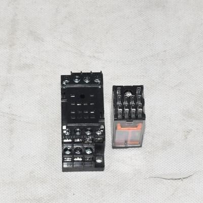 Relé miniatura RXM4AB2P7 230V AC 6A Soquete RXZE1M4C 7A