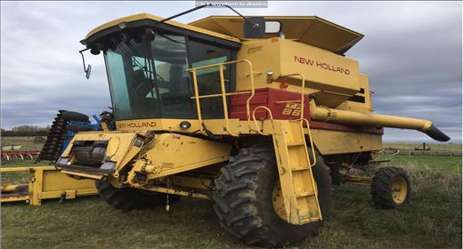 NEW HOLLAND Combine TR86 Algumas peças importantes